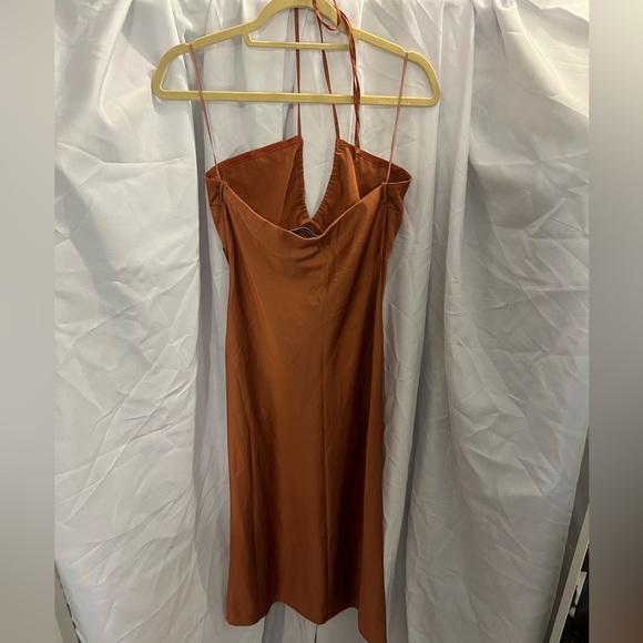 Dress - Picture 4 of 6